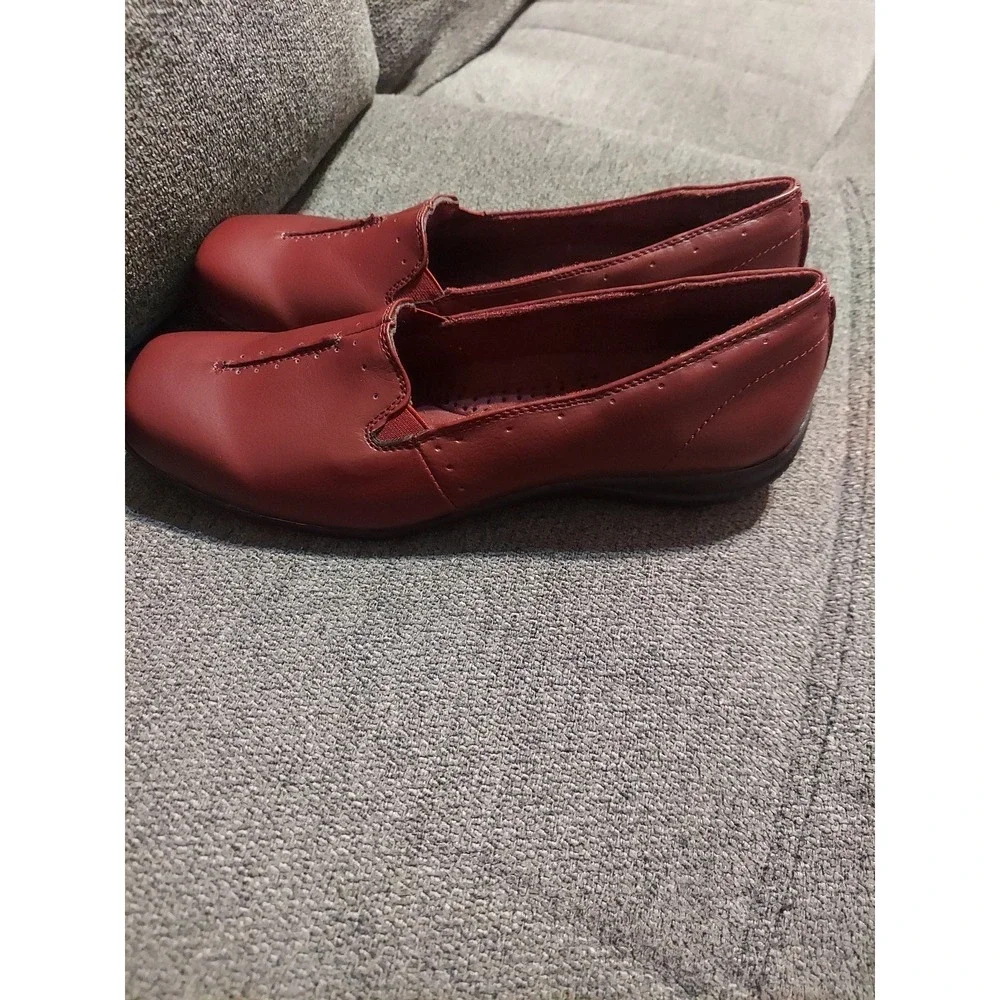 Easy Street Maroon Leather Slip On Wedge‎ Shoes Size 10 Narrow Dress Flats